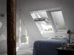 Fereastră de mansardă VELUX GGU albă din poliuretan, cu ramă de etanșare inclusă - imagine 7