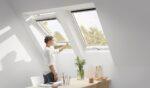 Fereastră de mansardă VELUX GLU B – sticlă 85 – poliuretan alb - imagine 5