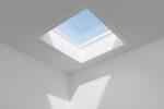 Fereastră VELUX pentru acoperiș terasă CVU – sticlă curbată sau plată - imagine 9