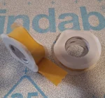 Bandă dublu adezivă DuPont™ Tyvek®