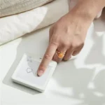VELUX Touch KLR 300 – telecomandă tactilă pentru produse VELUX automate - imagine 2