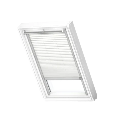 Rulou plisat semitransparent VELUX FML electric – imagine oficială VELUX